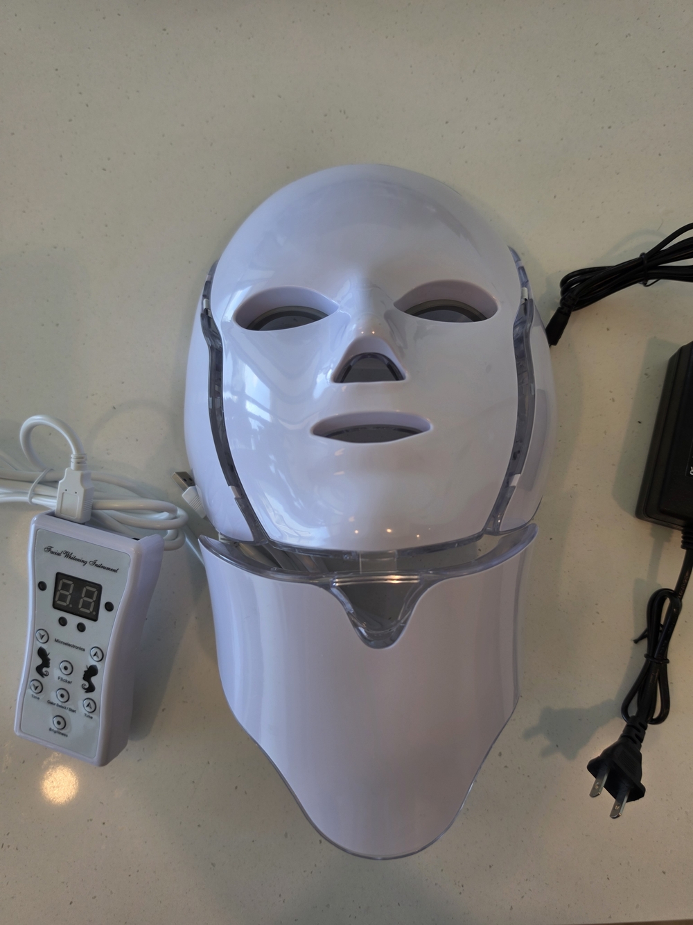 LED Light Therapy Face & Neck Mask